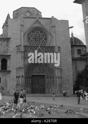 La place de la vierge vierge square Comunitat Valencia Communauté Valencienne Costa del Azahar España Espagne Espagnol Iberia Europe Banque D'Images