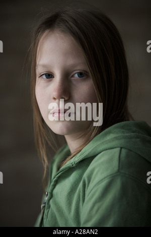 PORTRAIT DE JEUNE FILLE DE 11 ANS Banque D'Images