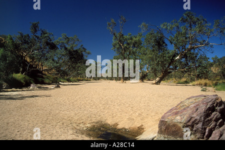 S Simpson Gap Western Macdonnell ranges Australie Territoire du Nord Banque D'Images