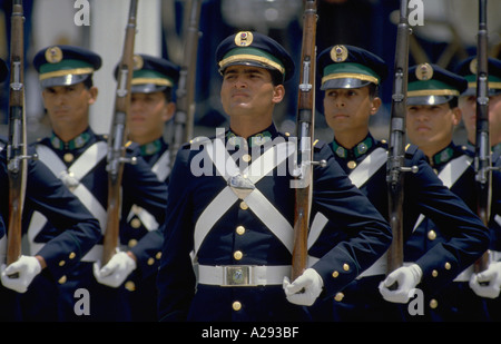 Défilé militaire sur le jour de l'indépendance du Venezuela à Caracas venezuela Banque D'Images