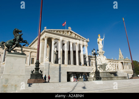 Le parlement de Vienne Pallas Athene Fountain Banque D'Images