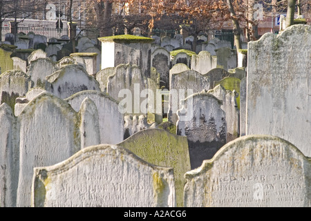 Les pierres tombales de Bunhill Fields, Londres, Angleterre Banque D'Images