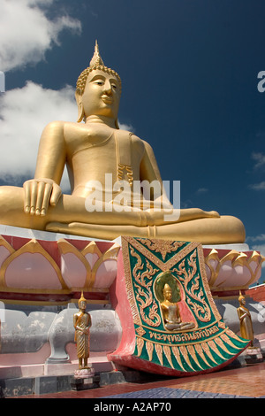 La côte nord de Ko Samui Thaïlande Ko Bangrak Farn religion le Grand Bouddha Banque D'Images