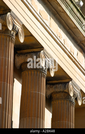 Détail architectural style grec sur Mitchell Theatre Glasgow Banque D'Images