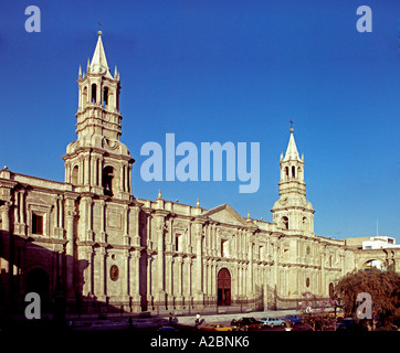 Cathédrale de San Francisco à Arequipa au Pérou Banque D'Images