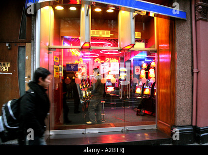 Salle de jeux électroniques à Londres Banque D'Images