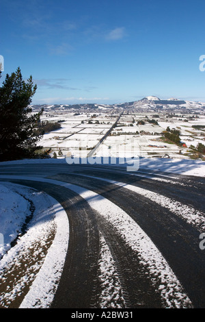 Taieri Route lisse et Saddle Hill dans la neige près de Dunedin ile sud Nouvelle Zelande Banque D'Images