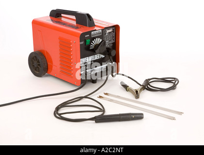 Soudeur arc électrique transformateur et les baguettes de soudure Banque D'Images