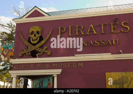 BAHAMAS, New Providence Island, Nassau : Musée des pirates de Nassau, Sign Banque D'Images