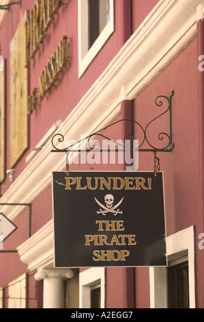 BAHAMAS, New Providence Island, Nassau : Musée des pirates de Nassau, Pirate La Boutique Sign Banque D'Images