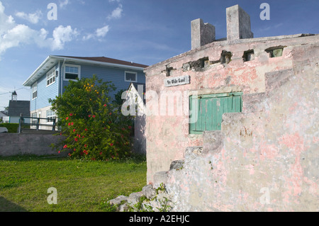 BAHAMAS, Nassau, Loyalist Cays, Green Turtle Cay, New Plymouth : Ye Olde Gaol, vieille prison Banque D'Images