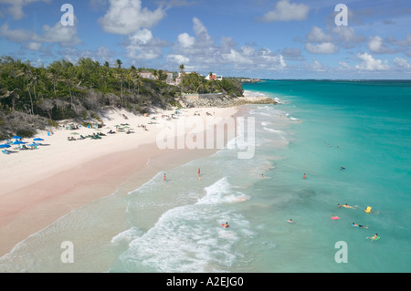 La Barbade, au sud-est de la côte, Crane Beach, vue de la plage à partir de la grue Crane Beach Hotel Banque D'Images