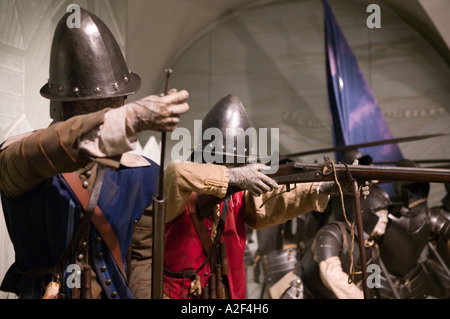 L'Autriche, Styrie (Stiermark), Musée Landeszeughaus GRAZ : Provincial / Armory (b.1642) Uniforme d'Époque Banque D'Images