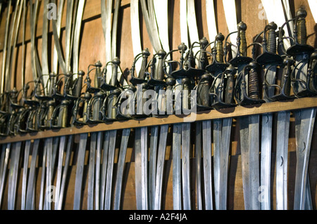 L'Autriche, Styrie (Stiermark), Musée Landeszeughaus GRAZ : Provincial / Armory (b.1642)Sword Afficher Banque D'Images