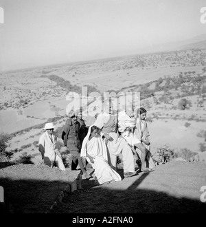 Mahatma Gandhi avec co workers dans la campagne de la province de la frontière du nord-ouest Octobre 1938 Banque D'Images