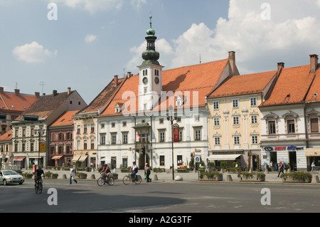 La Slovénie, Maribor, Stajerska Glavni Trg : & l'hôtel de ville de Maribor Banque D'Images