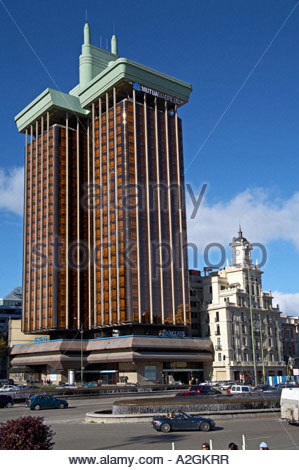 La banque Barclays Skyscraper vu de Plaza de Colón, Madrid ESPAGNE Banque D'Images