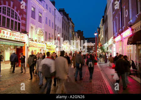La rue Gerrard Street, à Chinatown Soho Londres Angleterre Banque D'Images