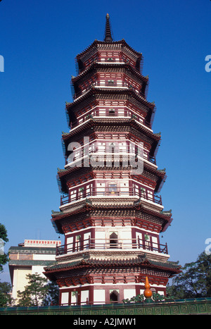 Temple de la Pagode à fleur Six Banians, ou Liu Rong Park, 55 mètres de haut. Banque D'Images