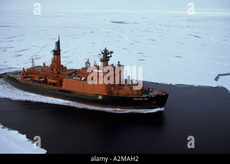 L'Asie, la Russie soviétique, de l'Arctique, Cercle arctique, François-Joseph. Brise-glace nucléaire russe ovietsky» "Soyouz Banque D'Images