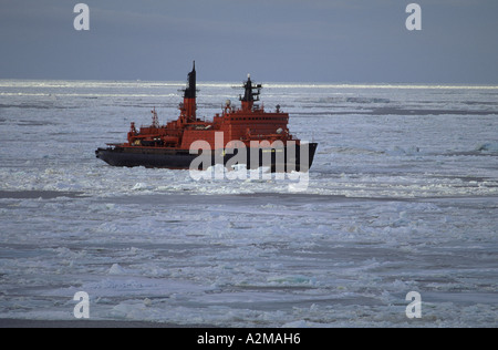 L'Asie, la Russie soviétique, de l'Arctique, Cercle arctique, François-Joseph. Brise-glace nucléaire russe ovietsky» "Soyouz Banque D'Images