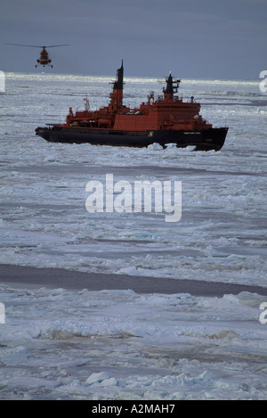 L'Asie, la Russie soviétique, de l'Arctique, Cercle arctique, François-Joseph. Brise-glace nucléaire russe ovietsky» "Soyouz Banque D'Images