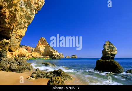 Plage Praia da Marinha Lagoa Carvoeiro Algarve Portugal Banque D'Images