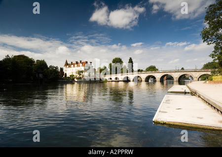 Maidenhead Bridge sur la Tamise, Berkshire, Angleterre Banque D'Images