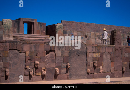 Tiwanaku vue du corps principal du Temple site souterrain semi Bolivie Banque D'Images