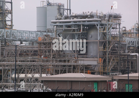 Une usine de traitement de gaz à Barrow in Furness Cumbria, pour le traitement des gaz de la baie de Morecambe, champ de gaz Banque D'Images