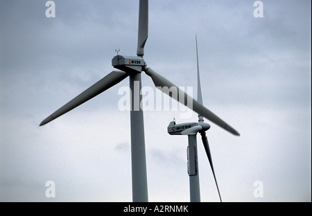 Éoliennes à Lichtenau-Asseln windpark, Rhénanie du Nord-Westphalie, Allemagne, le plus grand parc éolien à l'intérieur des terres. Banque D'Images