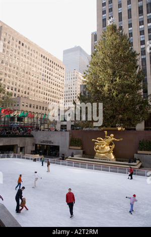 Patinoire du Rockefeller Center New York États-unis Noël Banque D'Images