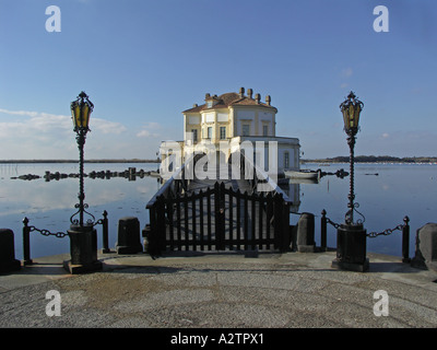 Fusaro - Maison pour la chasse - sur le lac Fusaro - Architecture par Luigi Vanvitelli - royal casina Ostrichina Bacoli, Pozzuoli, Banque D'Images