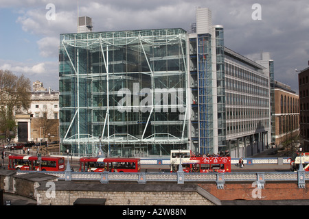 Bâtiment K2 par Richard Rogers dans la Tour de Londres Ville de London EC3 England Historic Landmark Building Banque D'Images