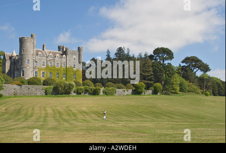 L'Irlande du Nord County Down Castlewellan Forest Park castle Banque D'Images