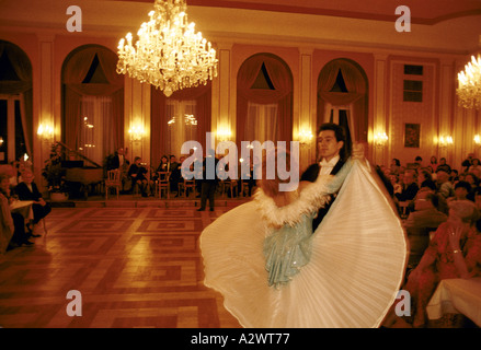 Autriche Vienne La Valse La valse de l'engouement de 1800 s'est encore célébré aujourd'hui à Vienne 1995 Banque D'Images