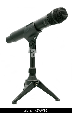 Musique classique Shure Microphone dynamique eagle découpe découpe studio fond blanc de décrochage de l'appareil électro-mécaniques knockout Banque D'Images