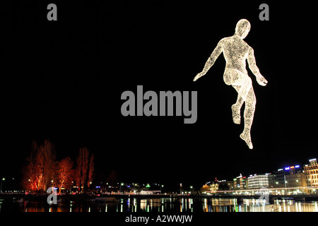 La sculpture en forme de pesant sur le Rhône, Genève, Suisse Banque D'Images