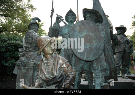 Nuit des statues dans le carré sur Rembrandtplein, Amsterdam Banque D'Images