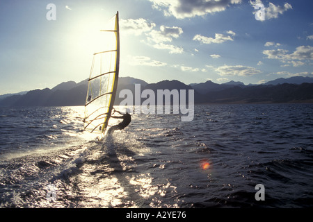 Windsurfer, Dahab, Egypte Banque D'Images