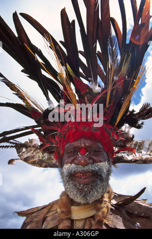 Portrait d'un guerrier Highlands à Sing Sing Festival Mt Hagen Papouasie Nouvelle Guinée Banque D'Images