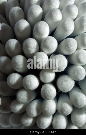 Des tampons de coton, coton-tiges, les oreillettes ou Q-tips Banque D'Images