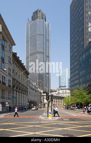 Ville de Londres Bishopsgate site touristique gratte-ciel à l'origine National Westminster Tower pour La banque Nat West rebaptisée Tower 42 bureaux généraux utilisent Angleterre Royaume-Uni Banque D'Images