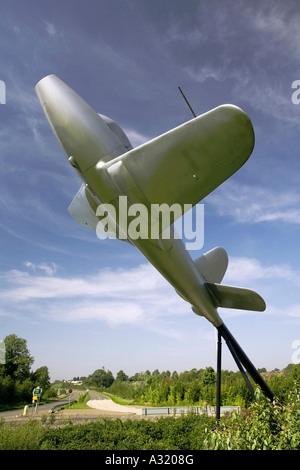 Le Gloster E28/39 mémorial à Sir Frank Whittle sur le rond-point A426 à Lutterworth Leicestershire Angleterre Banque D'Images