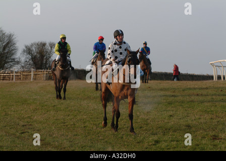 Heythrop Hunt Point à l'autre Dunthrop Chipping Norton Oxfordshire Banque D'Images