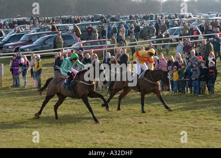 Heythrop Hunt Point à l'autre Dunthrop Chipping Norton Oxfordshire Banque D'Images