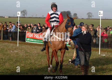 Heythrop Hunt Point à l'autre Dunthrop Chipping Norton Oxfordshire Banque D'Images