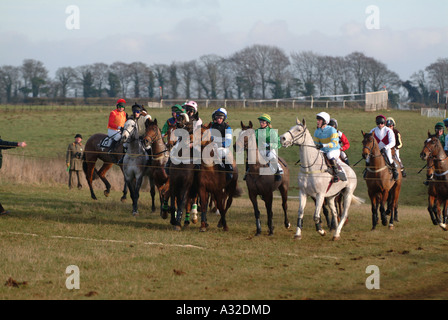 Heythrop Hunt Point à l'autre Dunthrop Chipping Norton Oxfordshire Banque D'Images