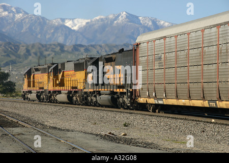 Le Train de marchandises de l'Union Pacific North Palm Springs USA Banque D'Images