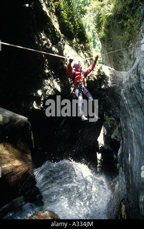 Le canyoning en Nouvelle Zélande Banque D'Images